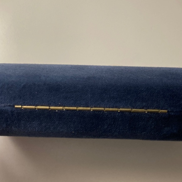 Gucci Velvet Glasses Case in Red and Blue - Picture 6 of 7